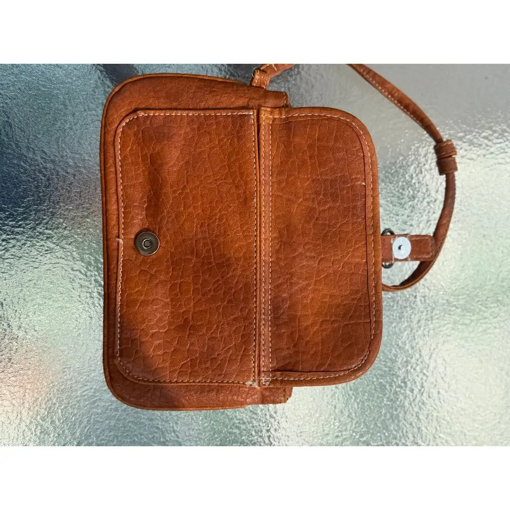 Unbranded Brown Faux Leather Wristlet Clutch Buckle Zip Pocket